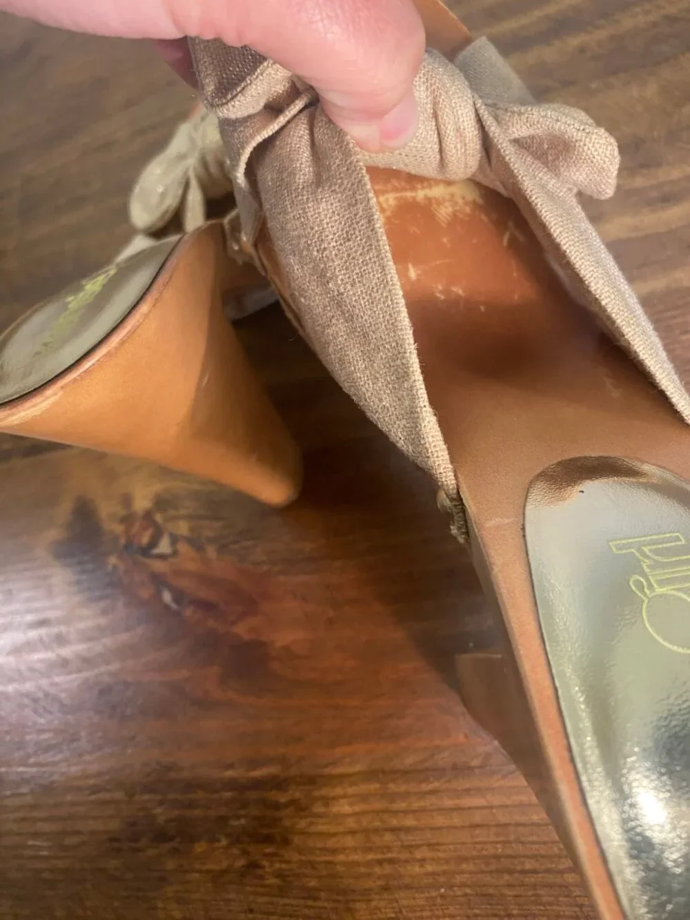 Kensie Girl - Jett Bow Platform Mule Heeled Sandals - Tan/Gold Flecked - 8.5 - Picture 8 of 12